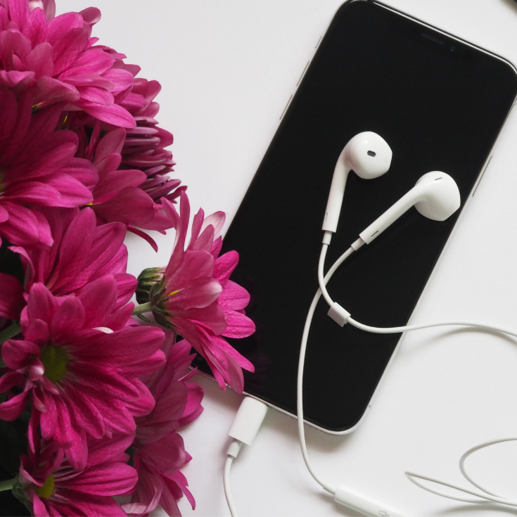 best podcasts to listen to in your twenties, 20s, twentys, best personal development podcasts to inspire personal growth,